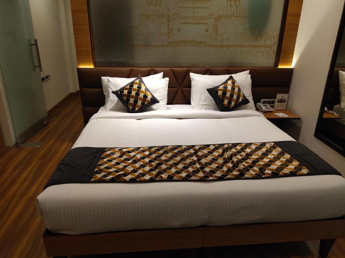 Delhieez - A Boutique Hotel New Delhi Exteriör bild