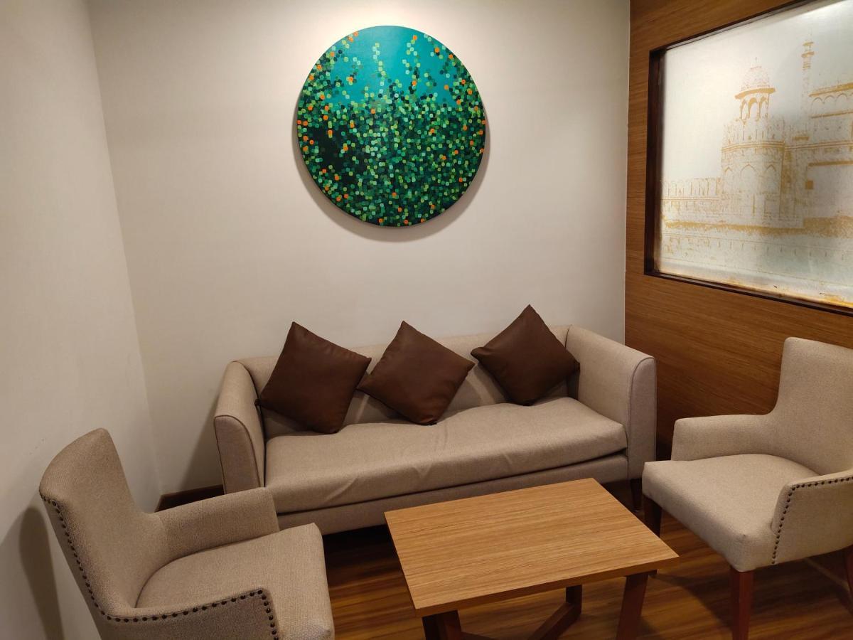 Delhieez - A Boutique Hotel New Delhi Exteriör bild